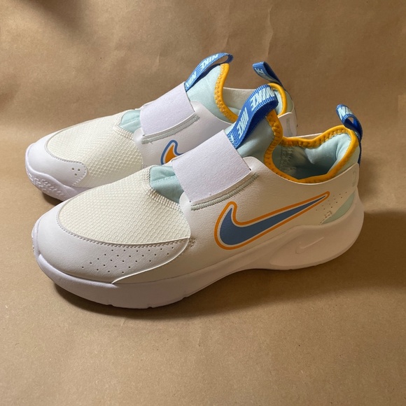 Brand New Nike Flex Runner 3 GS Sundial University Blue Youth 4.5 - Picture 6 of 6